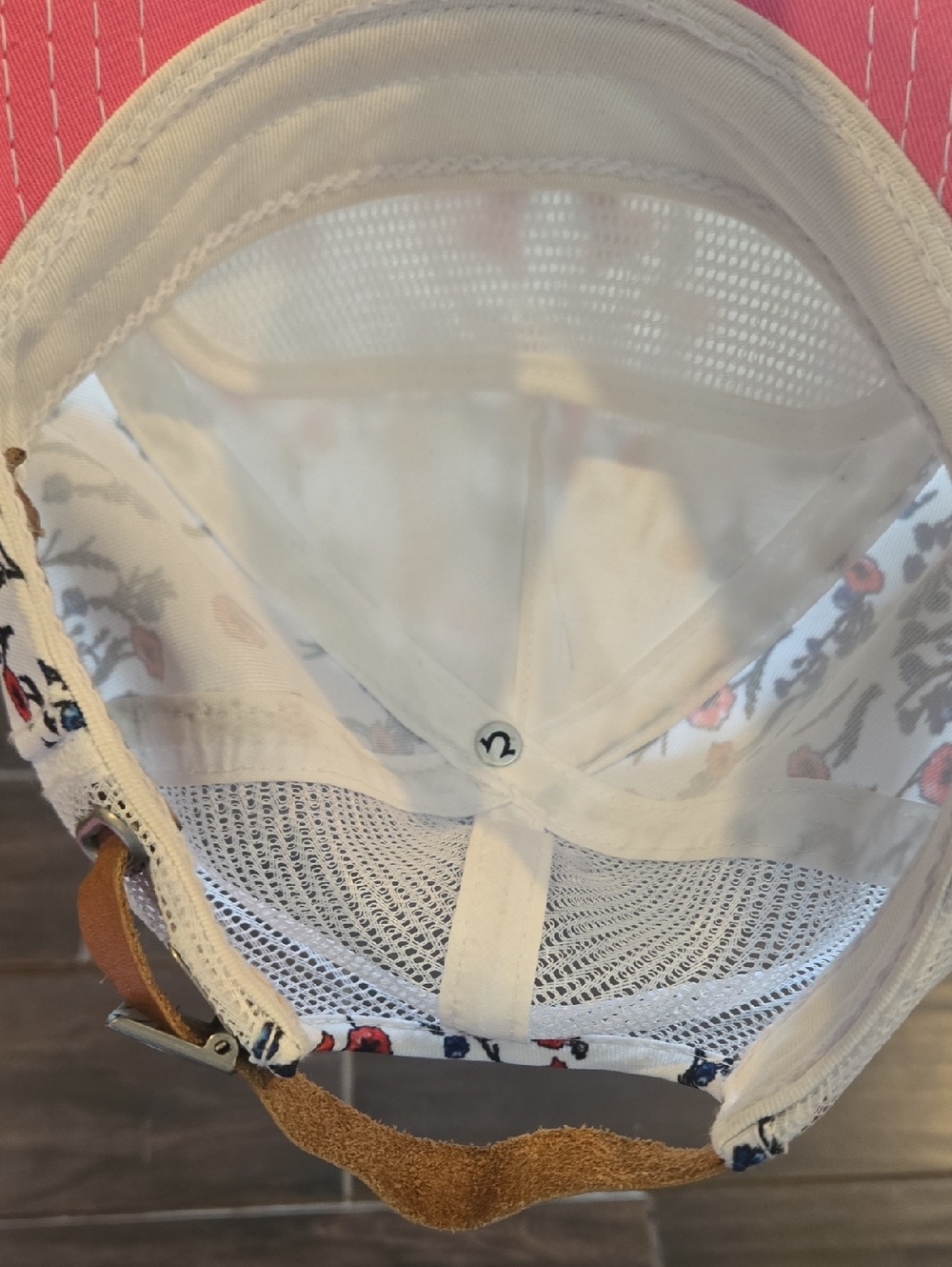 True Religion White Floral Baseball Cap - Picture 3 of 8